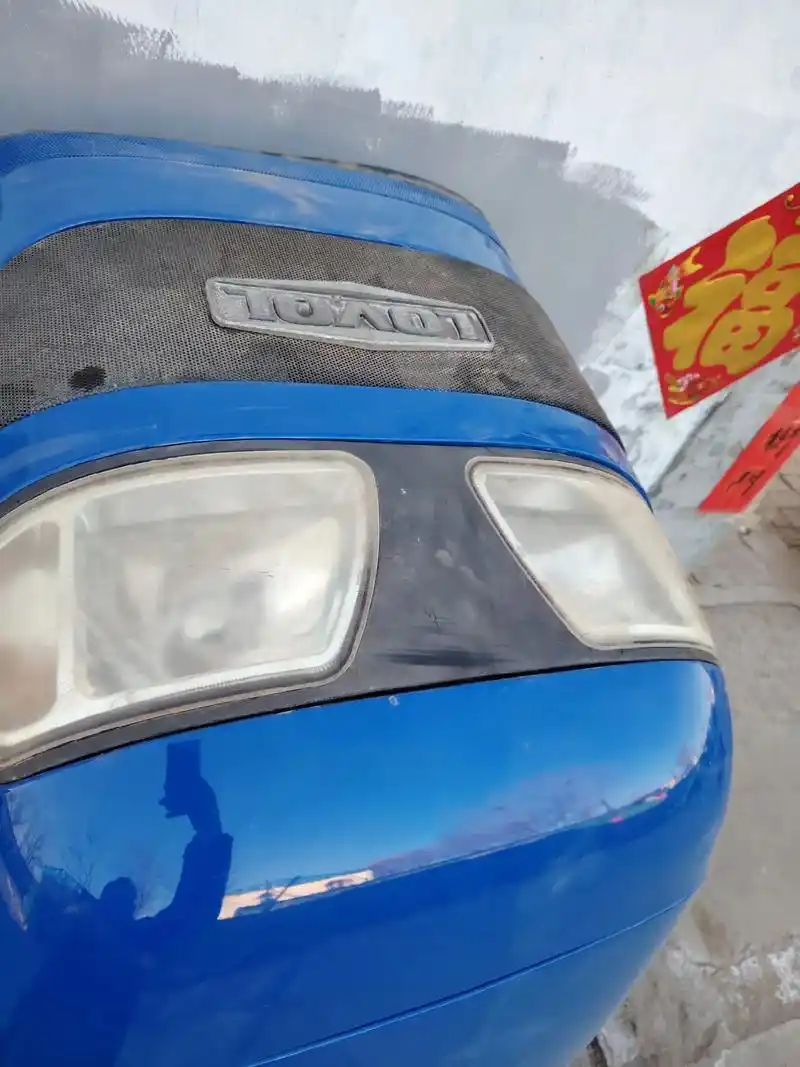 雷沃欧豹拖拉机1000机罩##农机配件 #各种型号拖拉机机罩