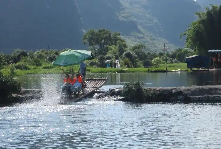 桂林山水甲天下,阳朔山水甲桂林,阳朔哪里最美?遇龙河漂流图赏