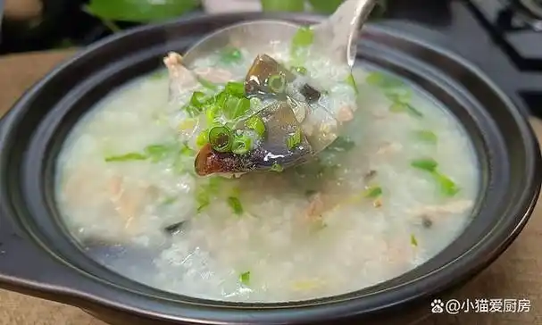 教你正宗的皮蛋瘦肉粥步骤做法浓稠香滑不腥一次炖一锅不够喝