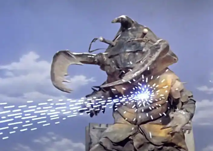 队射线枪的攻击,甚至连奥特曼的『斯派修姆光线』都不能给予其伤害