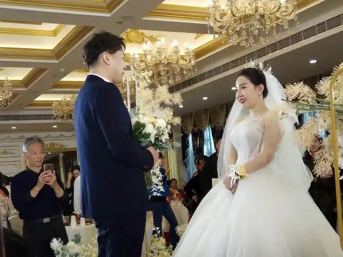 其它 毛龙飞,吴喆新婚大喜仪式 写美篇毛龙飞,吴喆结婚仪式 10月27日