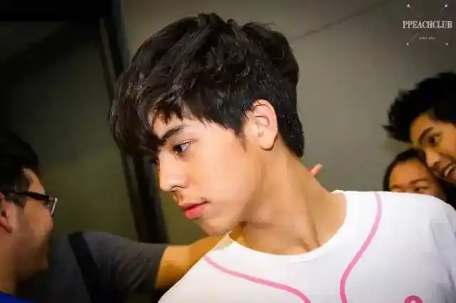 看泰国少年如何与命运抗争,转身就挣一个亿!