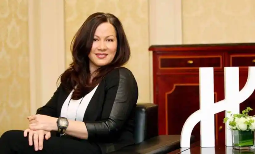 李香凝,作为功夫巨星李小龙的千金,她现在过得怎么样了?