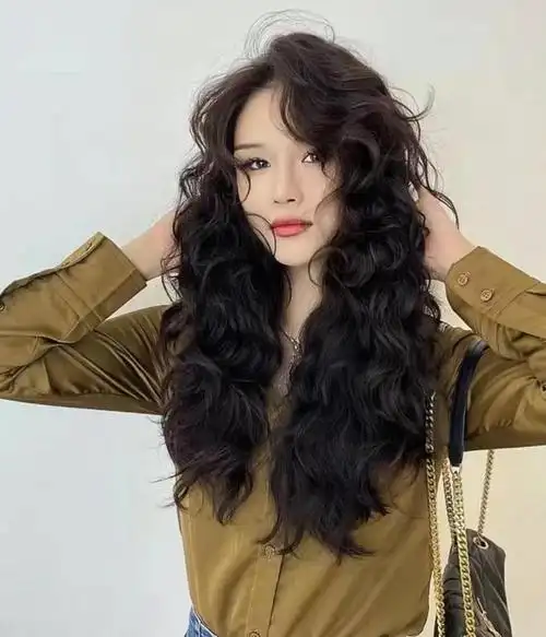 显年轻气质,头发蓬松洋气|烫发|发型|微卷|短发|脸型|大波浪_网易订阅