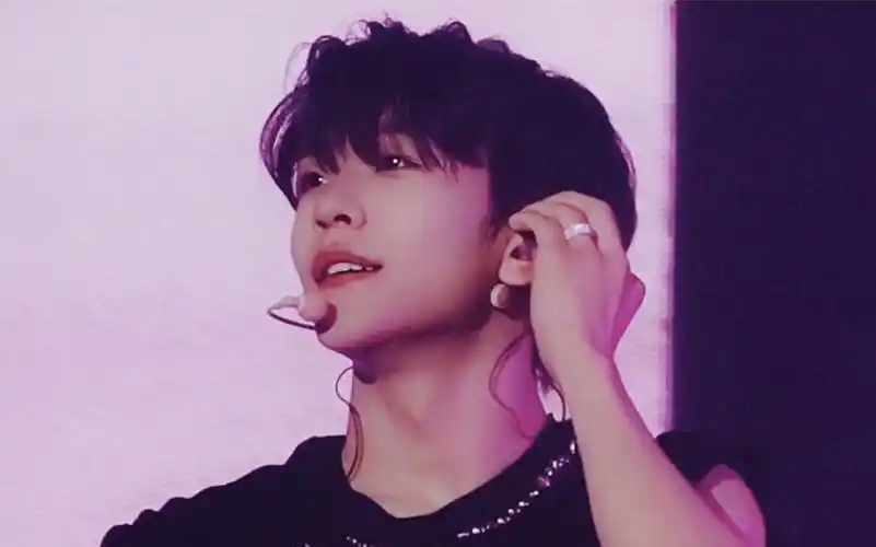 贺鑫隆16岁高中生原创rap开口引爆全场