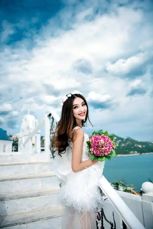 圣瓦伦丁婚纱摄影教您用婚纱掩饰缺点