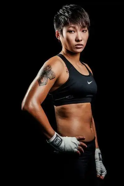 铁血拳台多彩人生你不知道的ko女王汪柯菡