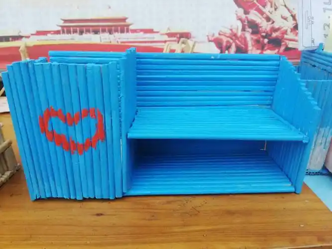 通用技术期末作品展之多功能创意笔筒