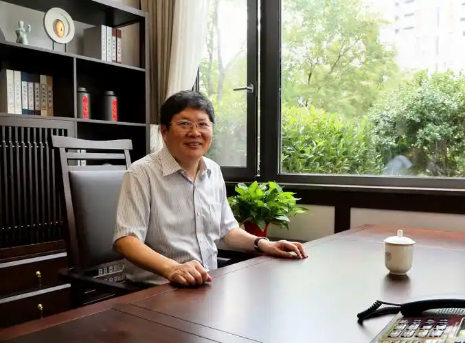 热烈祝贺江阴市企业家协会乔迁之喜 临江路28号