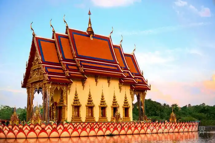 泰国神庙佛教宝塔瓦普莱拉姆风景名胜