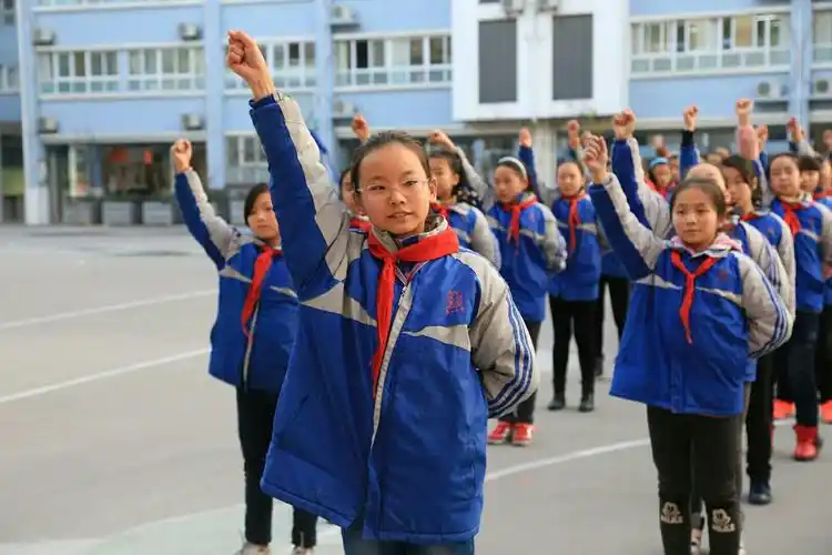 (第一场六年级比赛图片集锦)摄影:在水一方