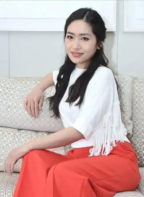 演员陈婷年轻时照片