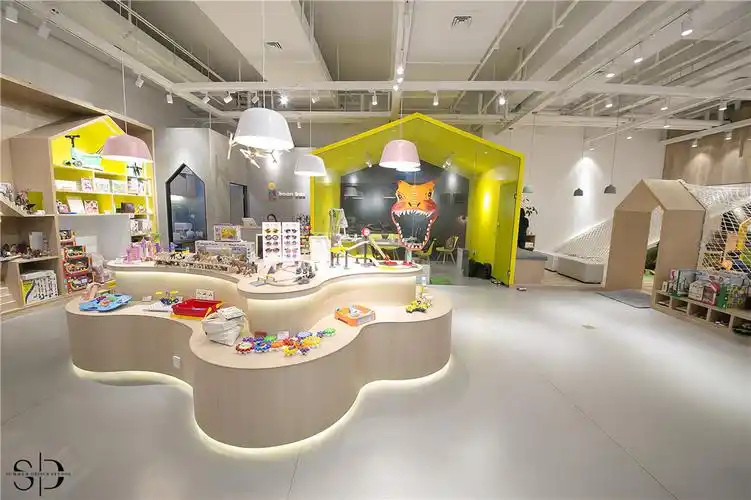 这个玩具店够孩子们玩上1整年