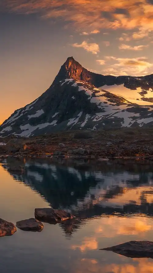 首页 手机壁纸 风景 自然山峰美景手机壁纸图片