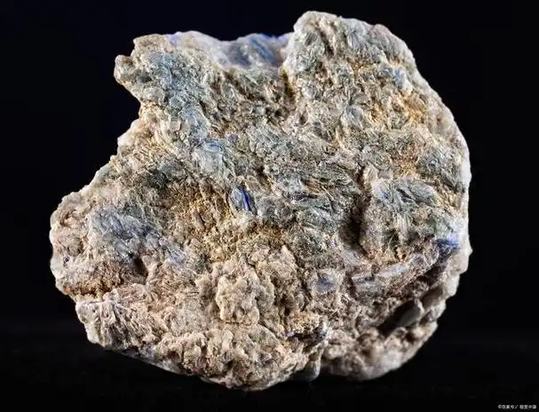 岩石按其地质层化为三种岩石,有关这三种岩石的信息你了解多少?