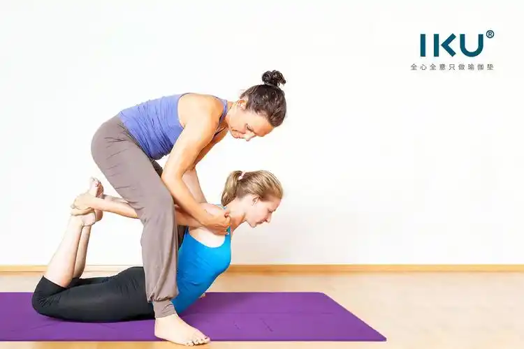 展开全部 1,找瑜伽私教老师 2,准备iku专业瑜伽垫 3,研究体式做法及