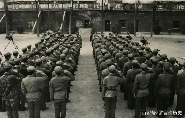 珍贵老照片:英勇奋战的解放军战士们,看完想流泪!