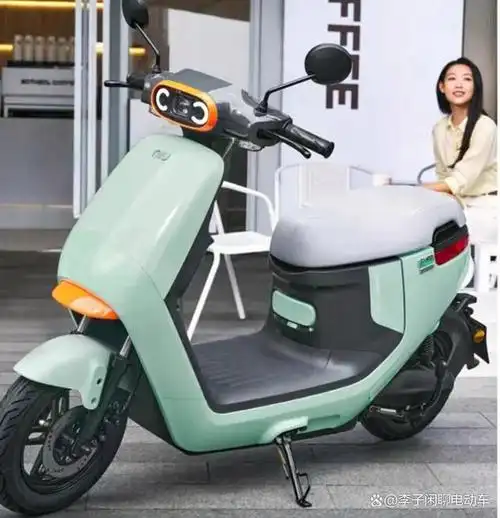 续航200里,小牛推出高颜值电动车,智能nfc解锁,能接娃通勤