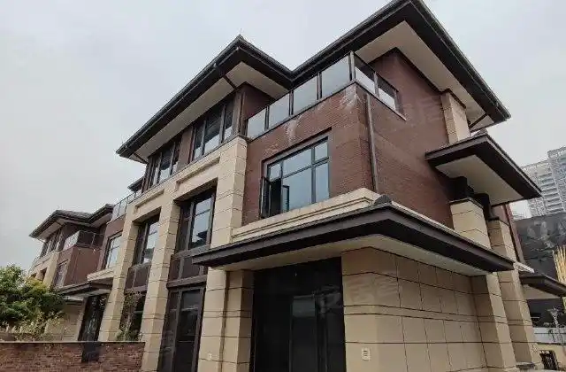 保利中央公园别墅