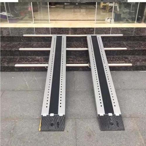 新品便携式楼梯无障碍防滑坡道板 轮椅电动车上车上台阶坡道