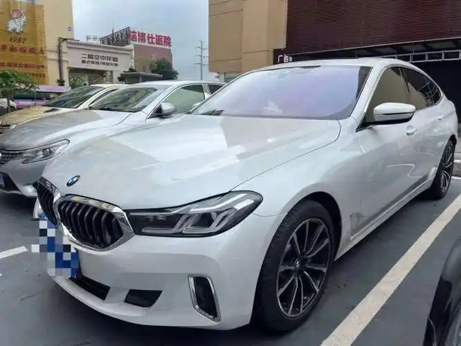 宝马6gt630i豪华设计套装