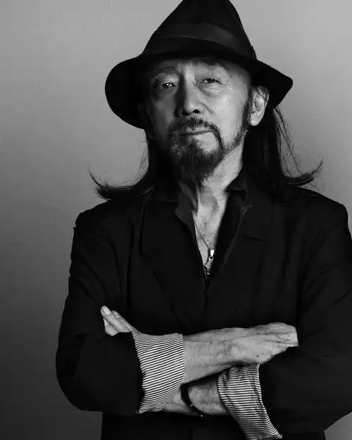 山本耀司:一段乖僻而反抗的人生