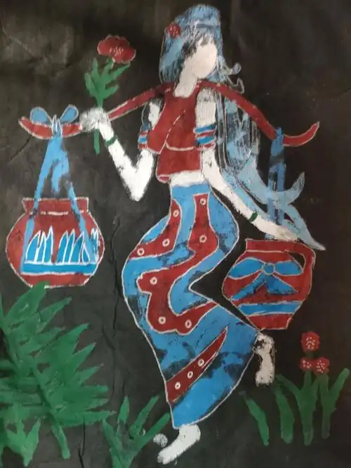 云南重彩画  #重彩画 #少数名族特色一步:先在高丽纸上用铅笔画出