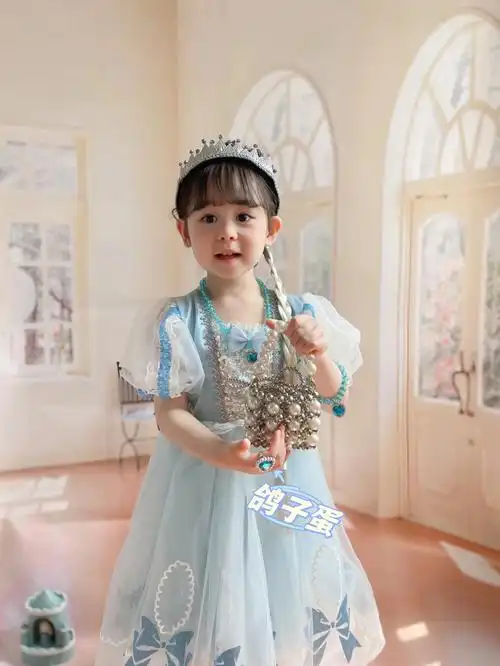 艾莎公主  #女童穿搭日常  #骗你生女儿
