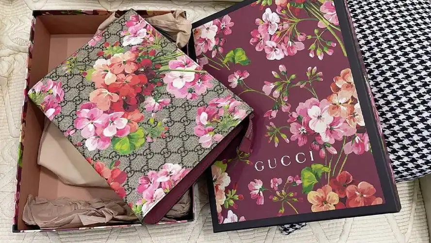 gucci 天竺葵 大号手包 洗漱包