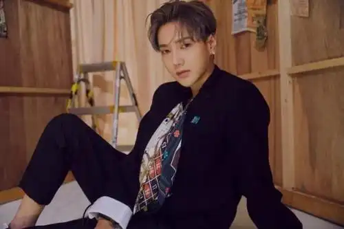 星闻superjunior金钟云确定出演电影推土机上的少女