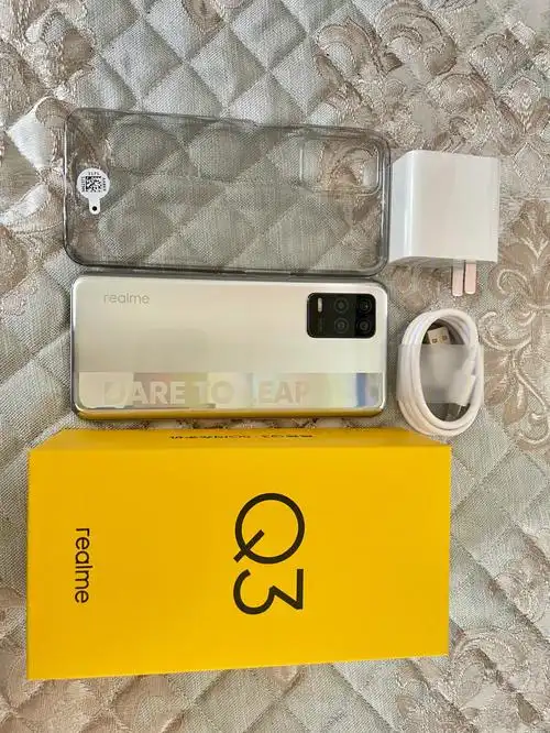 真我q3来,打个备注好多小伙伴问,这个是oppo