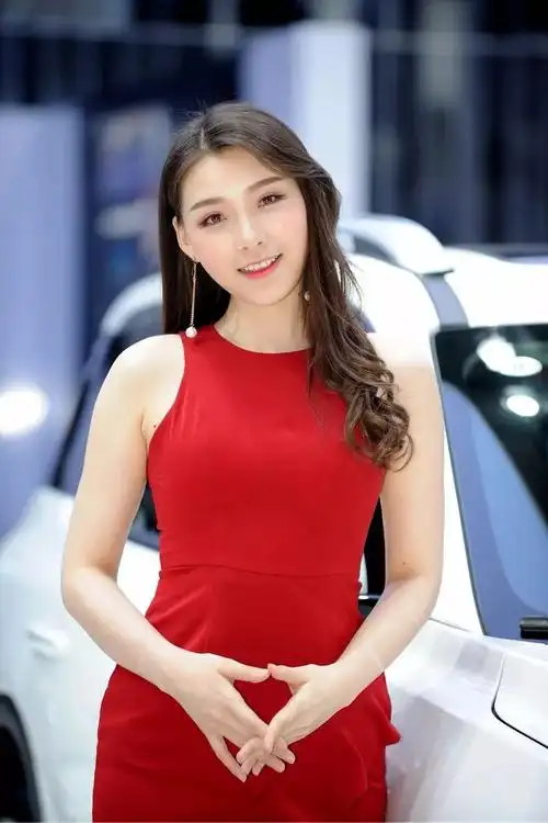 广州车展美女集 百张模特图挑花眼(下)