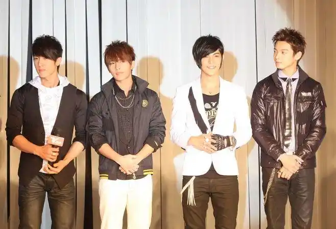 new monday飞轮海杭州野力代言