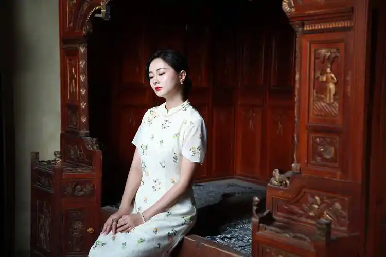 民国旗袍大少奶奶