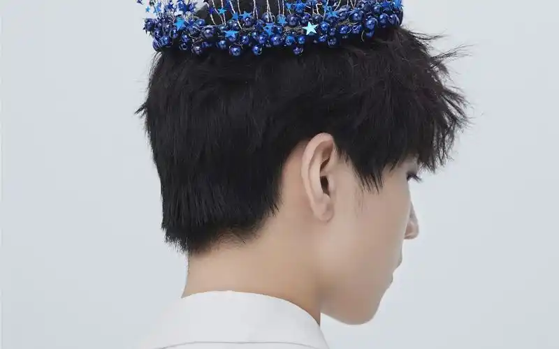 王俊凯个性帅气写真图片桌面壁纸