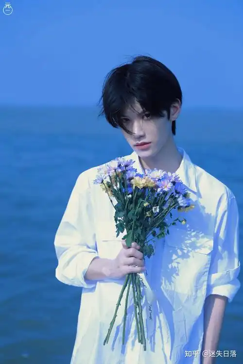 求推荐网红帅哥的微博