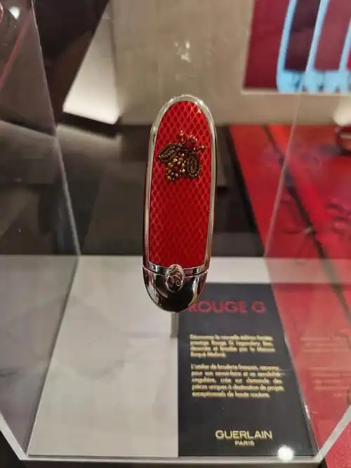 娇兰限量口红壳套盒送214口红全球限量200