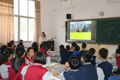 "聚焦学科素养,构建智慧课堂"安海中学教学公开周活动