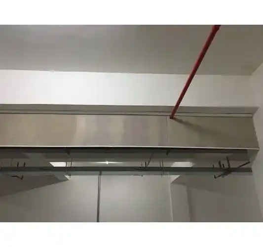 镀锌钢板挡烟垂壁厂家:钢板挡烟垂壁材质特点及功能_烟雾_保障_人员