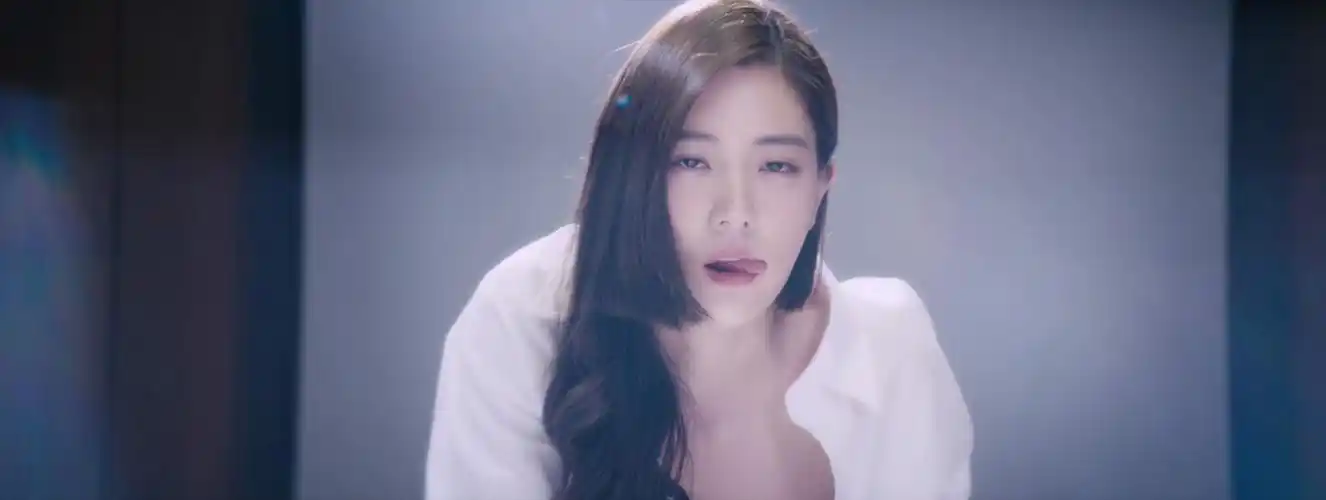 克拉拉这颜值美极了