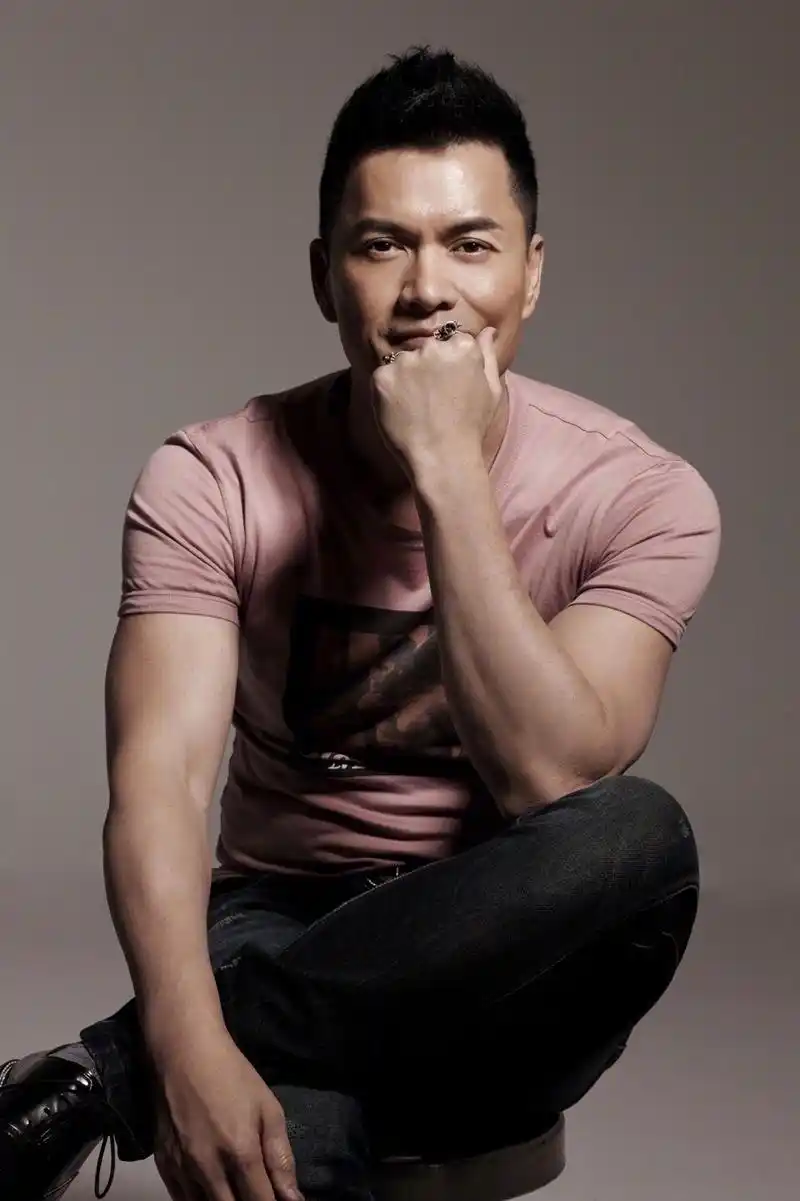 用心在结缘上,那是处众的根本; 用心在慈悲上,那是做人的根本;用心在