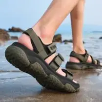 camel 骆驼男士夏季新款 户外凉鞋￥122.11 4.0折