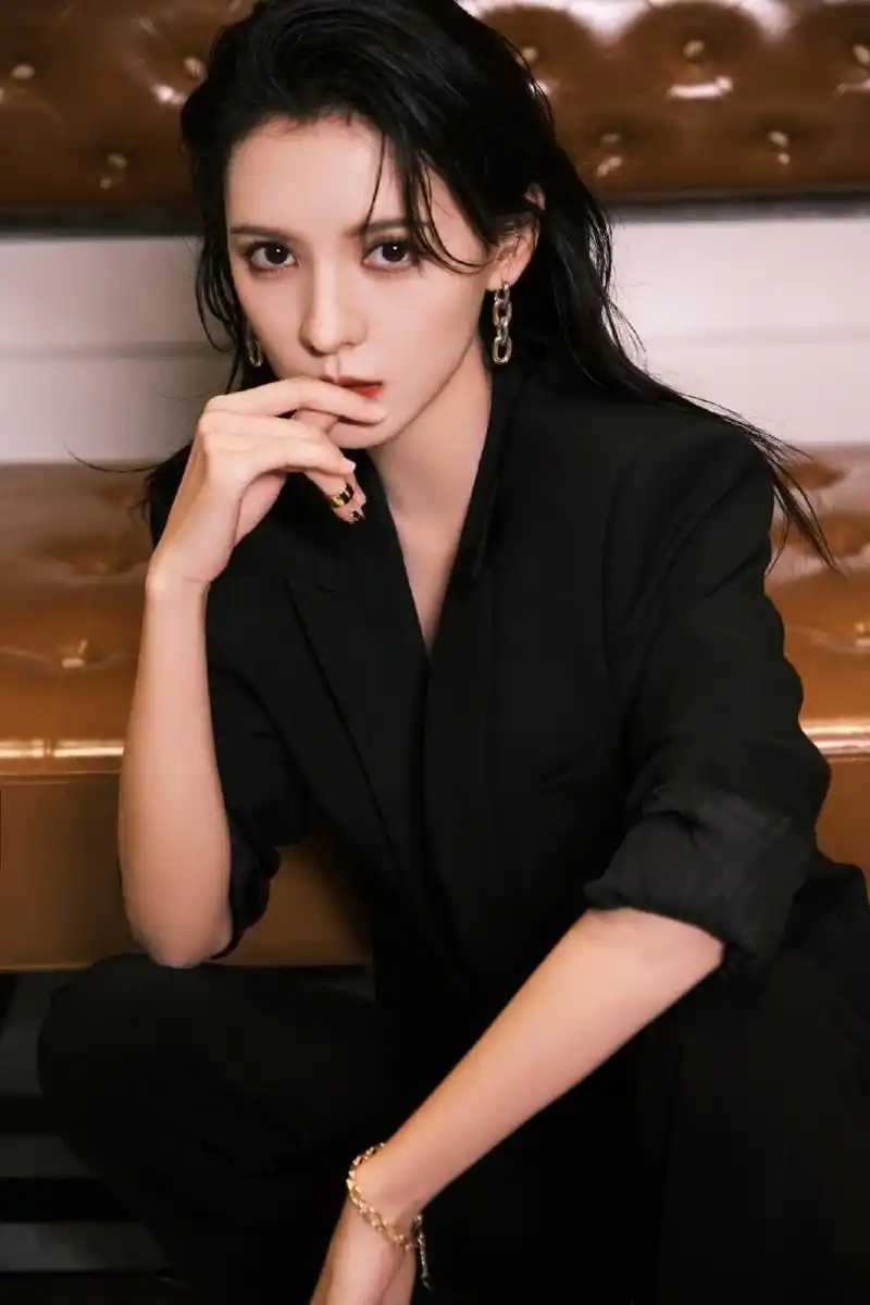 张予曦高清壁纸头像(二十九)[鼓掌]