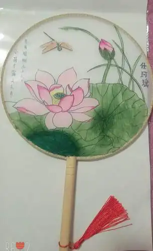 圆扇手绘画