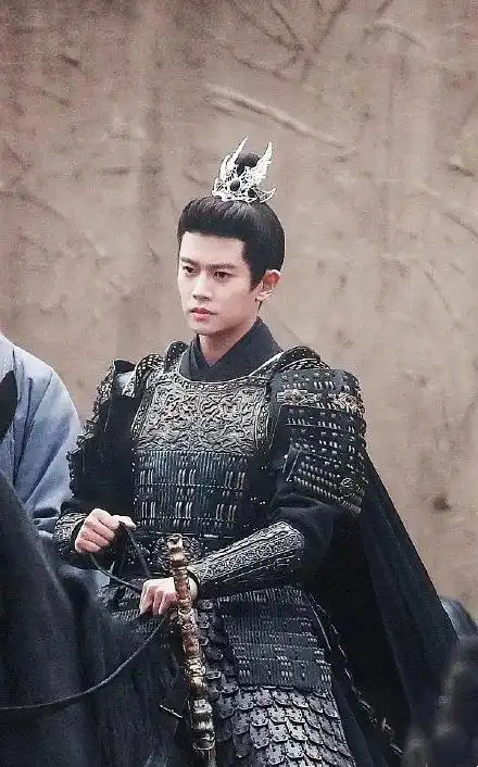 任嘉伦白鹿长安如故杀青了来看看剧照怎么样