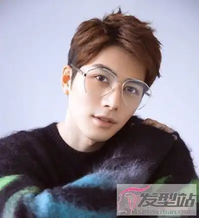 椭圆形脸适合什么发型男 帅气潮范凸显脸型优势_发型站_最新流行发型