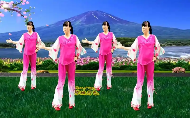 广场舞《荷塘月色》甜歌美舞32步,简单欢快,凤凰传奇演唱