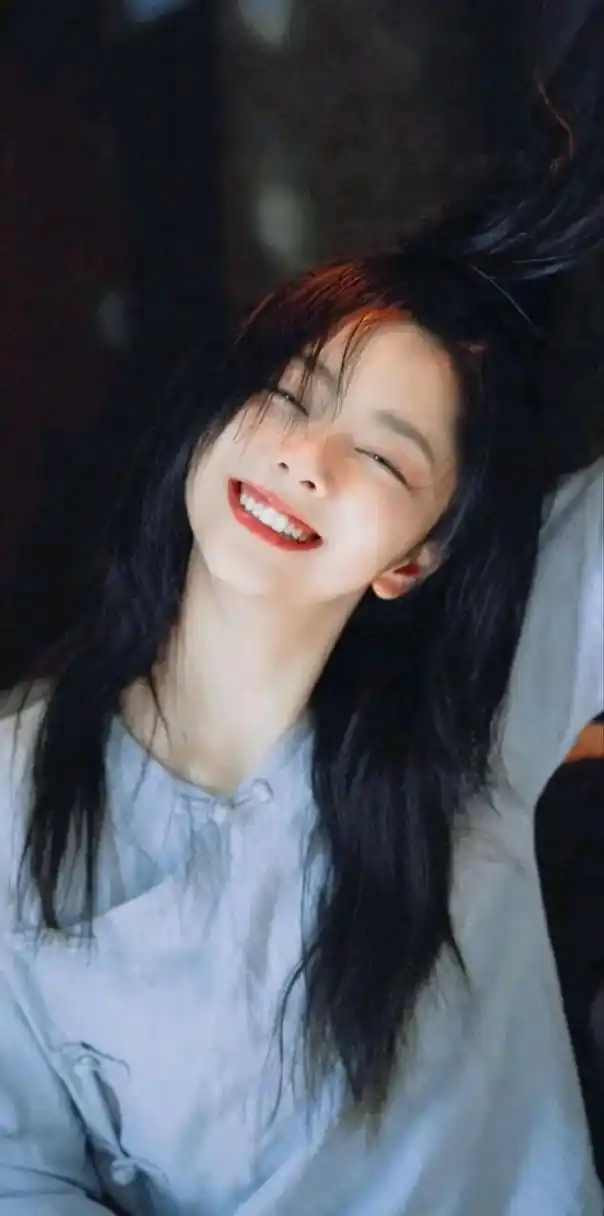 美女谭松韵太可爱了,我一辈子只爱她