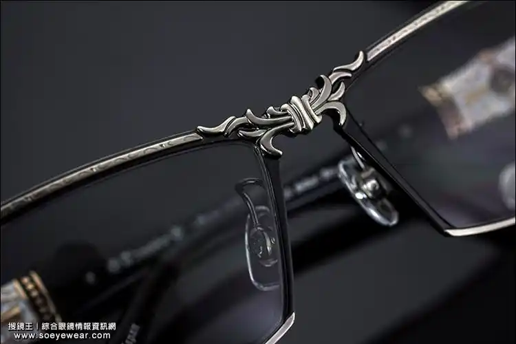 arossvy 眼镜 — 精雕细琢的日本银饰之王