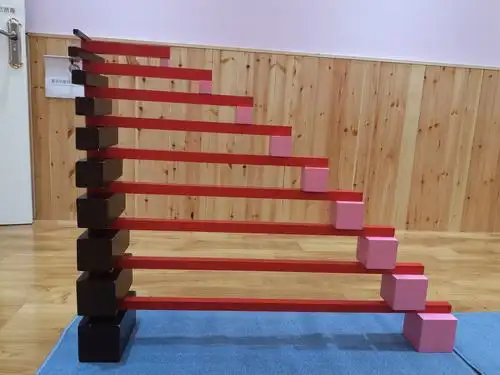 蒙幼剑桥大二班班《长棒的创意构建与延伸》蒙氏工作